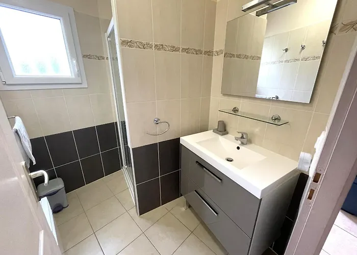 Proche Foret Et A - Fr-1-22-381 Nyaraló *