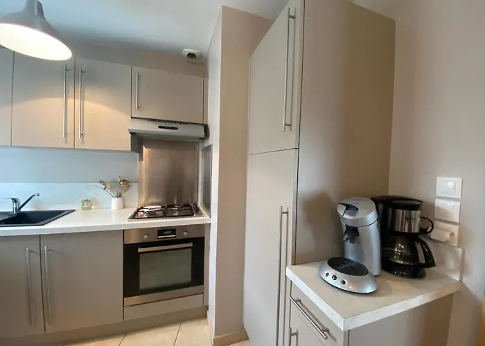 Proche Foret Et A - Fr-1-22-381 Nyaraló *